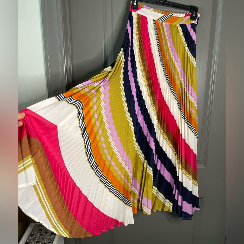 Maeve Multicolor pleated maxi  A-Line Skirt size 0 look brand new